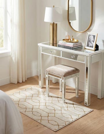 2' x 3' Marilyn Monroe™ Glam Trellis Rug