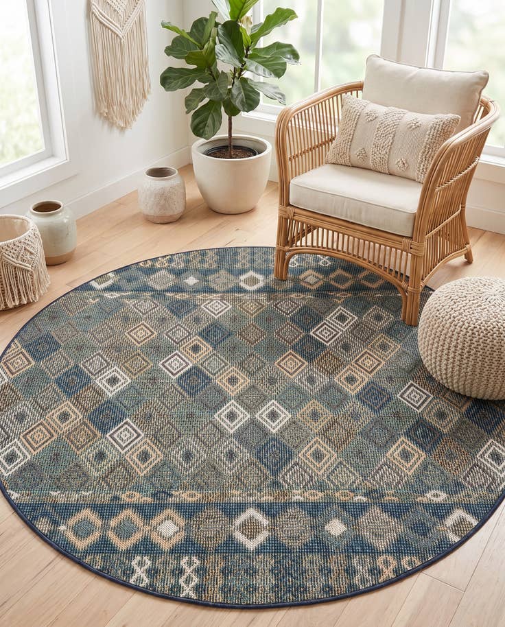 Detail image of 5' 3 x 5' 3 Easy-Clean Baja Indoor / Outdoor Round Rug