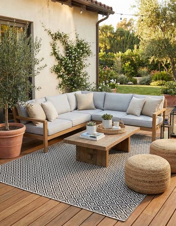 10' x 14' Easy-Clean Jill Zarin Costa Rica Indoor / Outdoor Rug