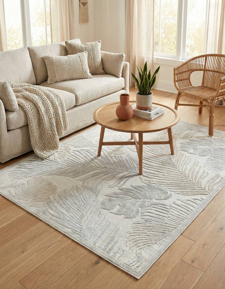 Detail image of 4' 5 x 6'  Washable Botanical Indoor / Outdoor Rug
