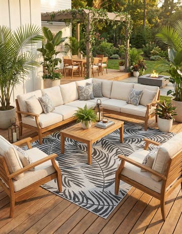 9' x 12' Easy-Clean Botanical Indoor / Outdoor Rug