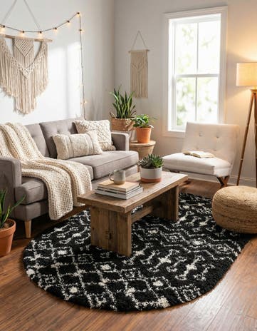 Black and White Moroccan Trellis Shag Oval Rug