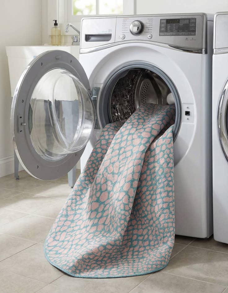 Detail image of 7' 10 x 10'  Washable Jill Zarin Cape Town Indoor / Outdoor Oval Rug