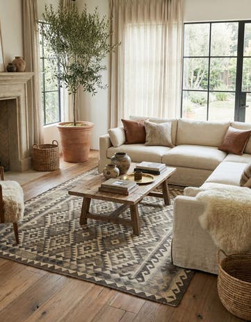 6' 7 x 9' 8 Hand Woven Kilim Maymana Wool Rug