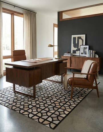 5' 3 x 7' 7 Cowhide Rug