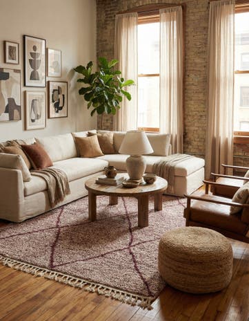 5' x 8' Hand Knotted Moroccan Wool Rug