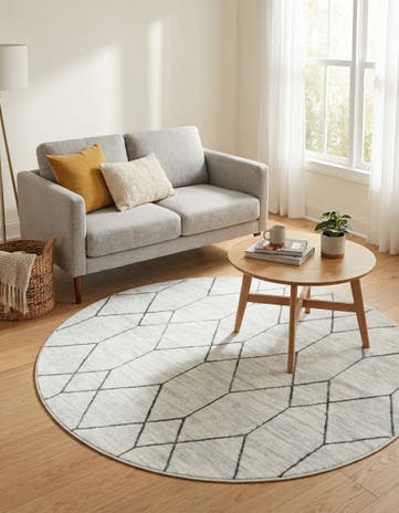 White Lattice Trellis Round Rug