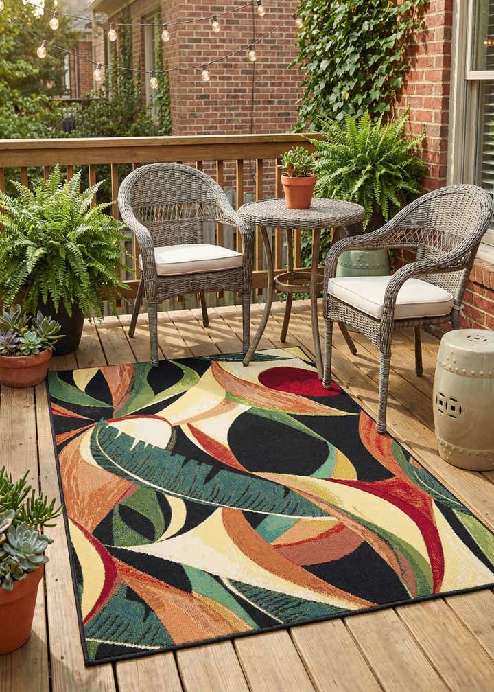 3' 3 x 5' 3 Easy-Clean Botanical Indoor / Outdoor Rug