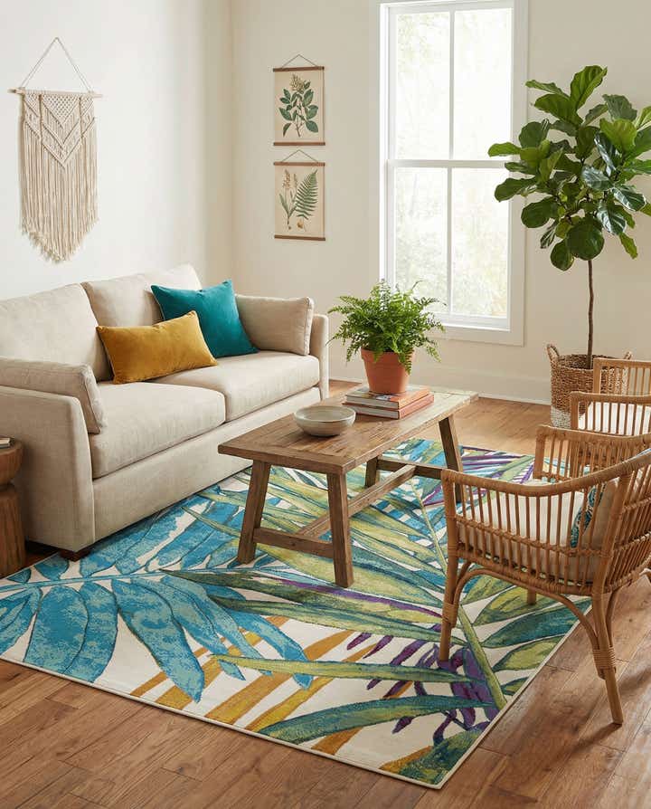 5' x 8' Easy-Clean Botanical Indoor / Outdoor Rug