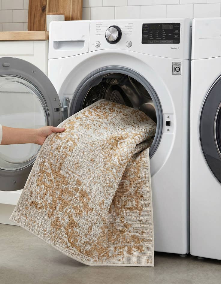 Detail image of 3' x 5' 3  Washable Jill Zarin Dubai Indoor / Outdoor Rug