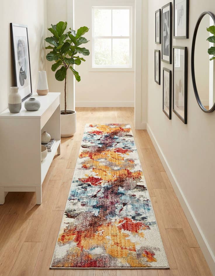 Detail image of Jill Zarin 2' 7 x 13' Downtown West Village Runner Rug
