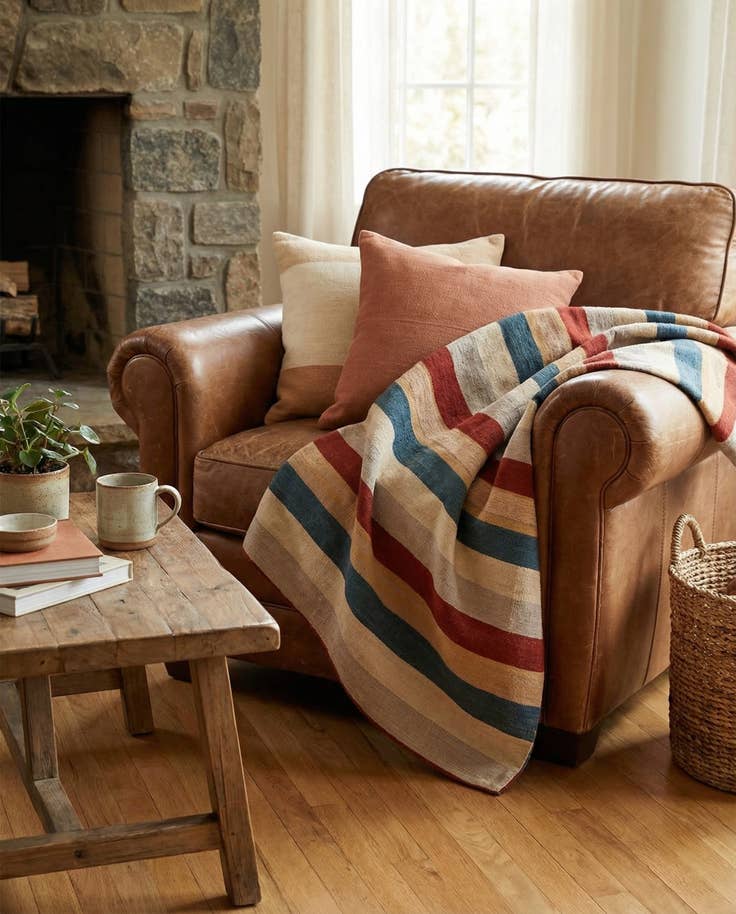 Detail image of 3' 3 x 3' 4 Hand Woven Pillow Wool Square Rug