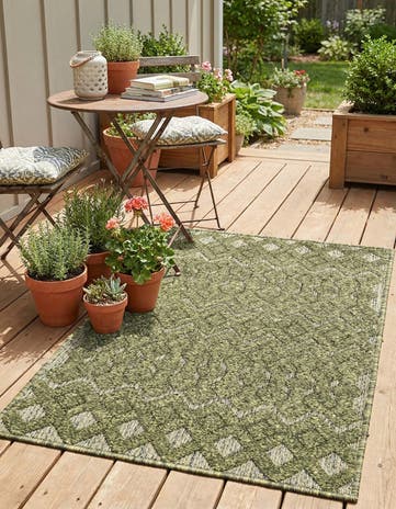 2' x 3' Easy-Clean Trellis Textured Indoor / Outdoor Rug