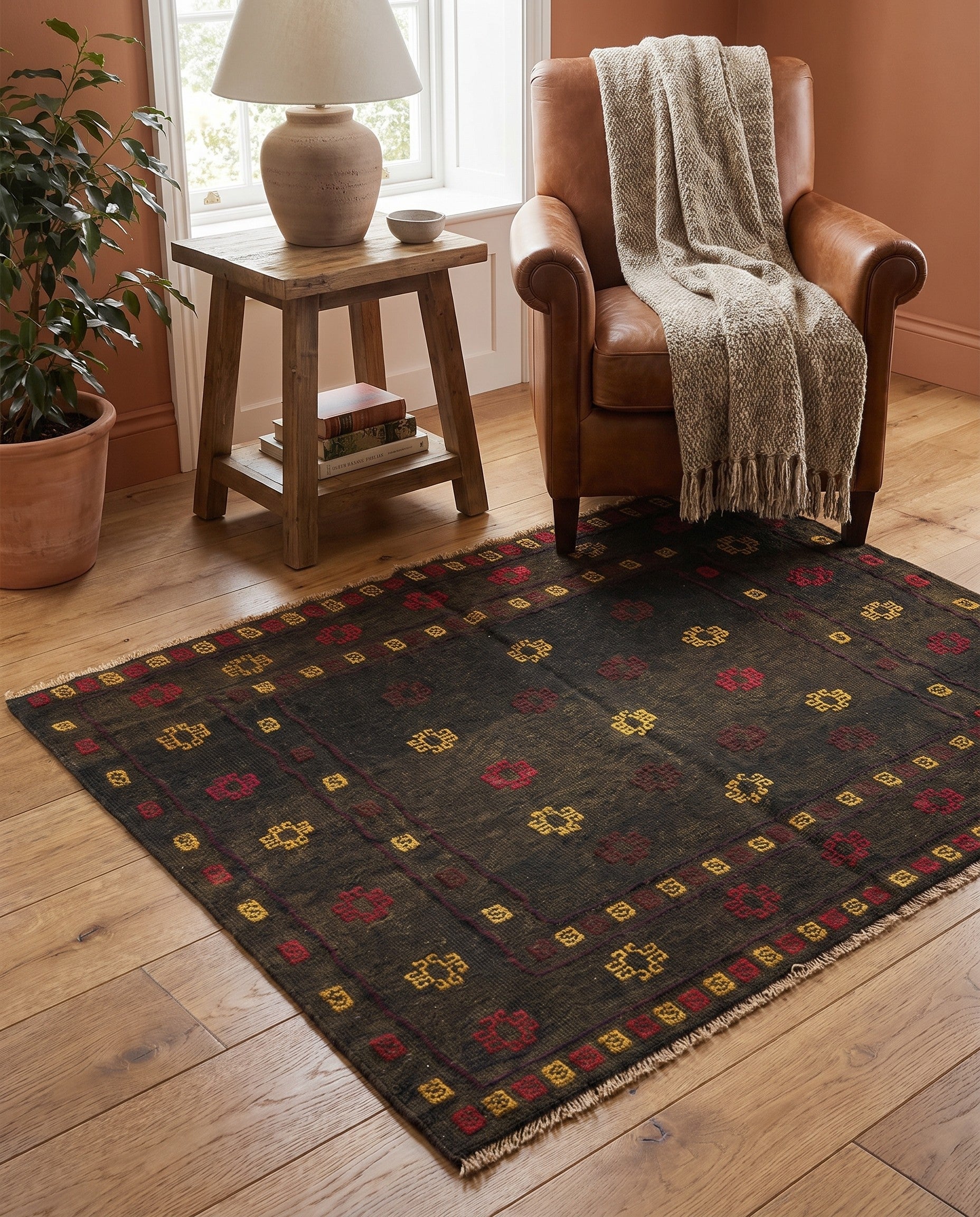 3' 10 x 4' 4 Hand Knotted Sumak Wool Square Rug