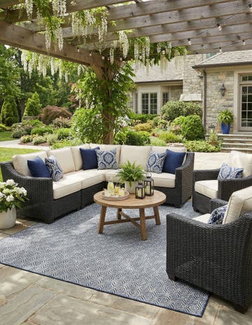 Blue Easy-Clean Lattice Indoor / Outdoor Rug