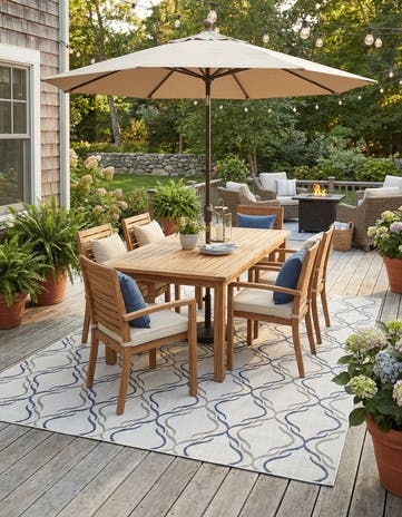 9' x 12' Easy-Clean Lattice Indoor / Outdoor Rug