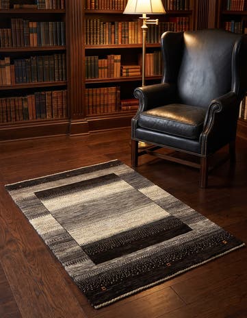 2' 7 x 3' 11 Hand Knotted Kashkuli Rug
