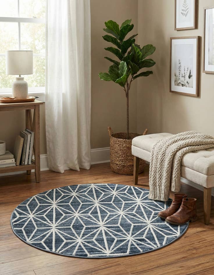 Detail image of 3' 3 x 3' 3 Uptown Fifth Avenue Round Rug