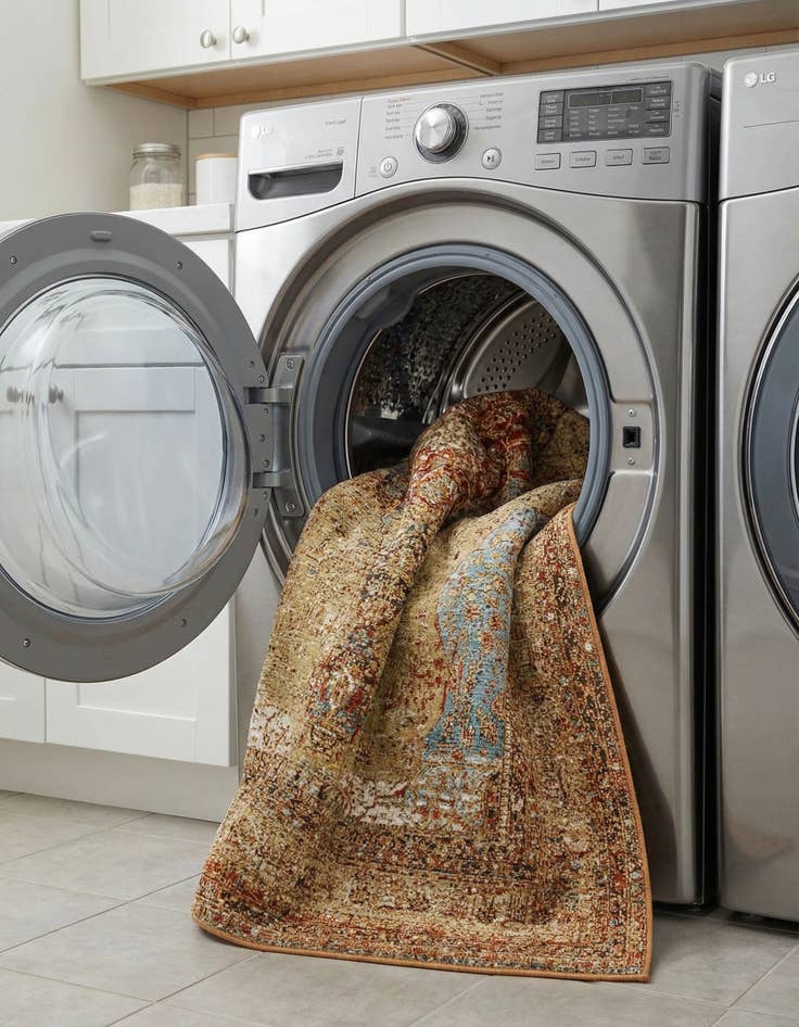 Detail image of  5' 3 x 7'  Washable Traditional Indoor / Outdoor Rug