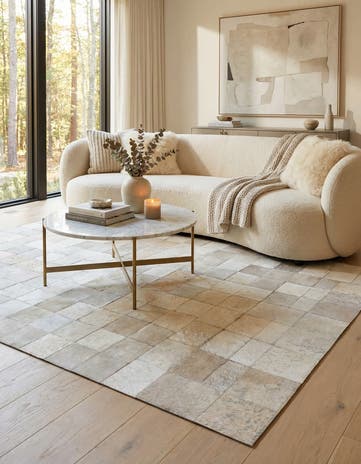 5' 1 x 8' Cowhide Rug