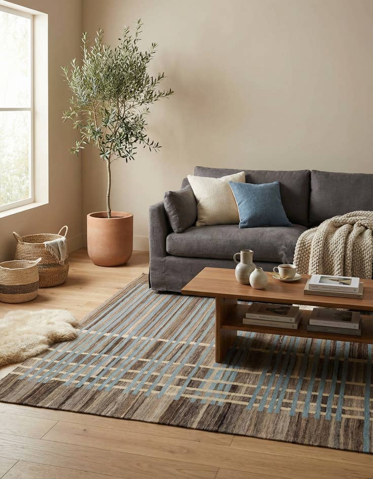 Detail image of 5' 8 x 8' 3  Hand Woven Kilim Modern Wool Rug