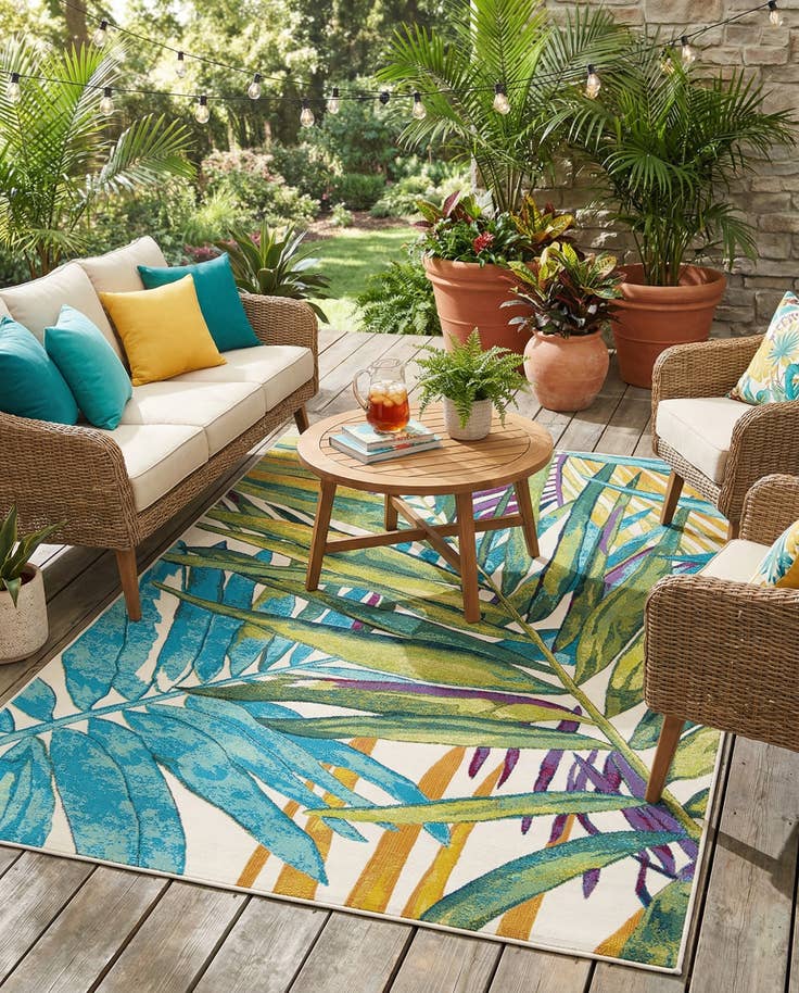Detail image of 5' x 8' Easy-Clean Botanical Indoor / Outdoor Rug