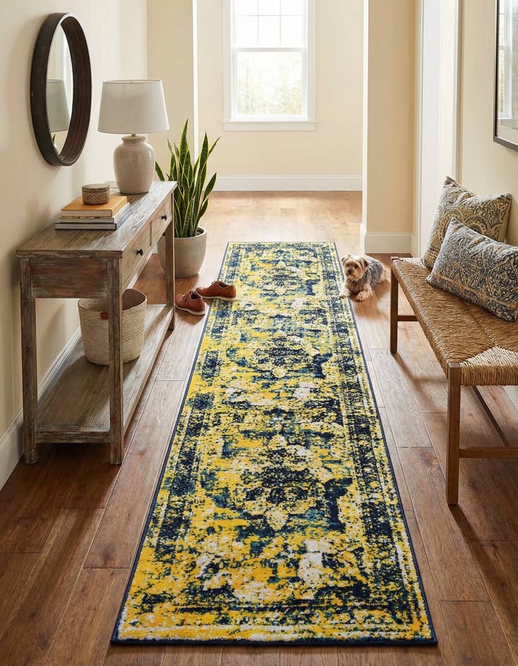 Detail image of 2' x 9' 10 Monaco Runner Rug