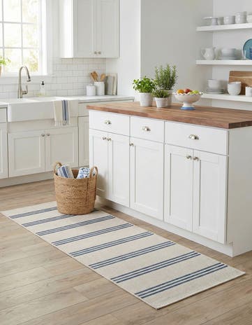 Ivory Easy-Clean Jill Zarin Anguilla Indoor / Outdoor Runner Rug
