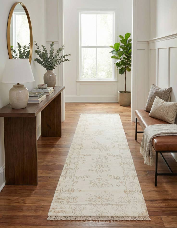 Detail image of 2' 8 x 9' 11  Hand Knotted Darya Wool Runner Rug