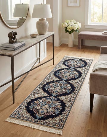 1' 7 x 6' 2 Hand Knotted Nain Rug