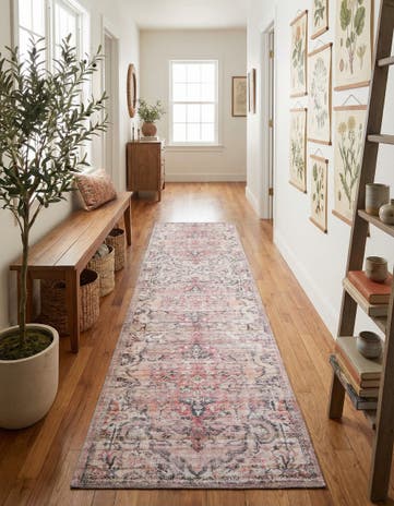 2' 7 x 12' Washable Nostalgia Runner Rug