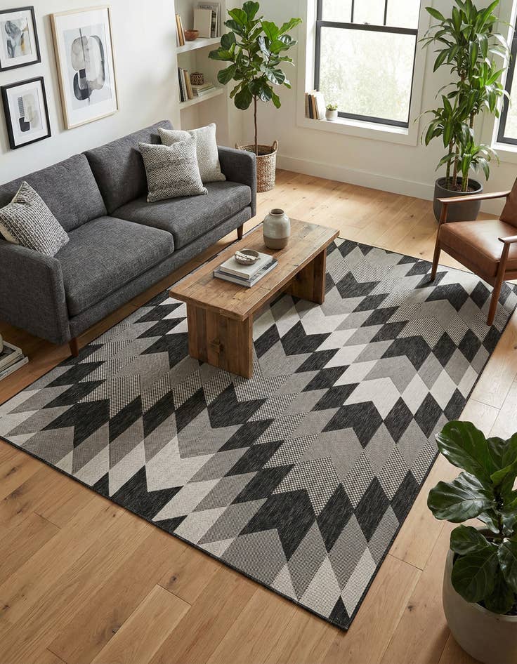 Detail image of 5' 3 x 8' Easy-Clean Modern Indoor / Outdoor Rug