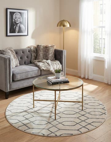 5' 3 x 5' 3 Marilyn Monroe&trade; Glam Trellis Round Rug