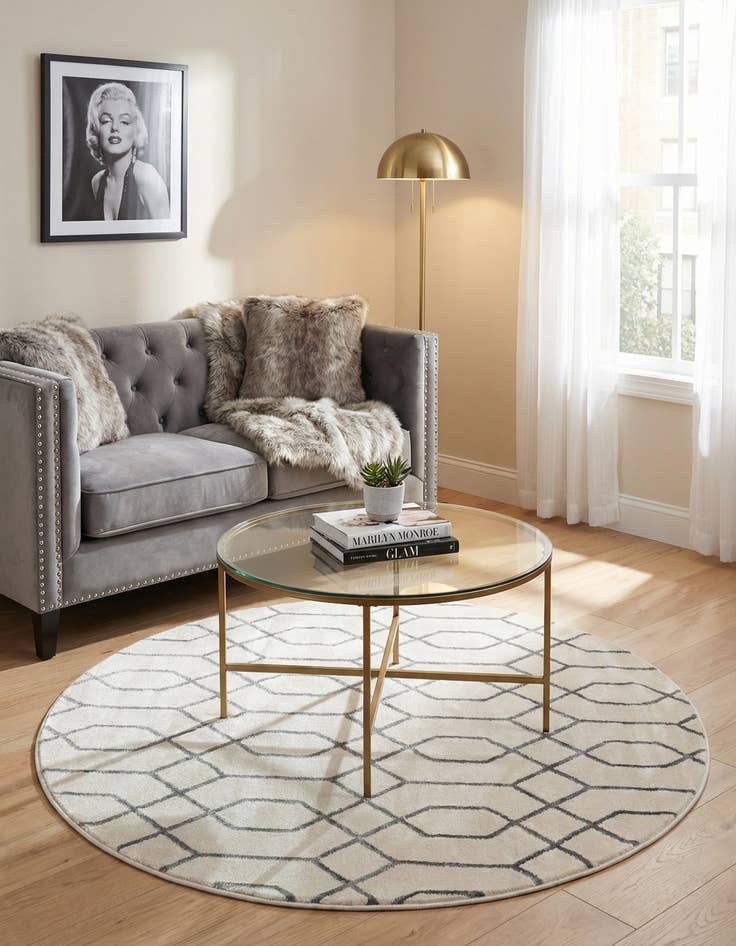 Detail image of 5' 3 x 5' 3  Marilyn Monroe™ Glam Trellis Round Rug