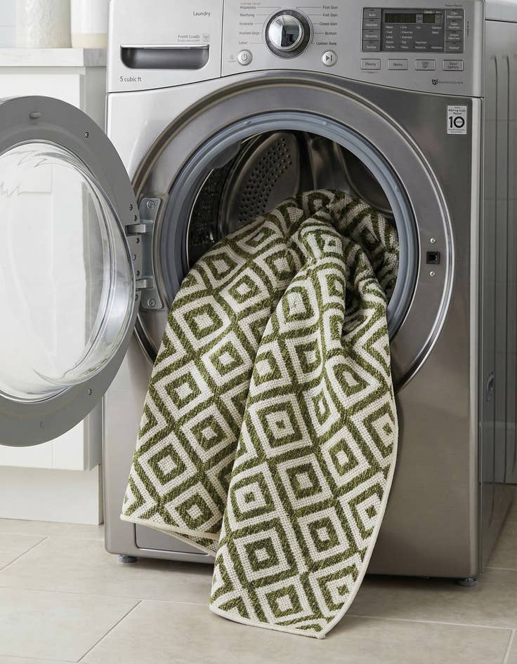 Detail image of  2' x 8'  Washable Jill Zarin Costa Rica Indoor / Outdoor Runner Rug