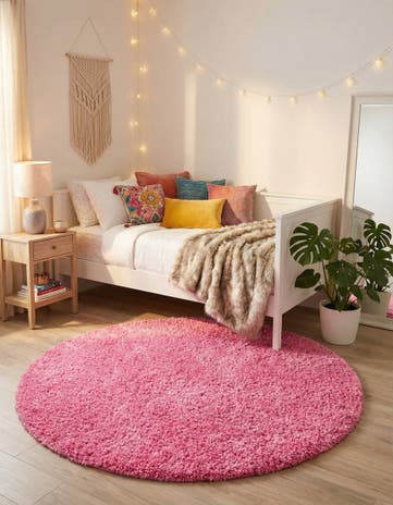 5' 3 x 5' 3 Solid Shag Round Rug