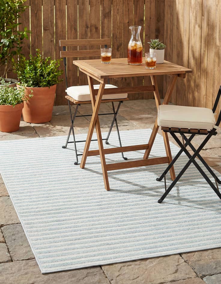 Detail image of 4' x 6' Easy-Clean Sabrina Soto Indoor / Outdoor Rug