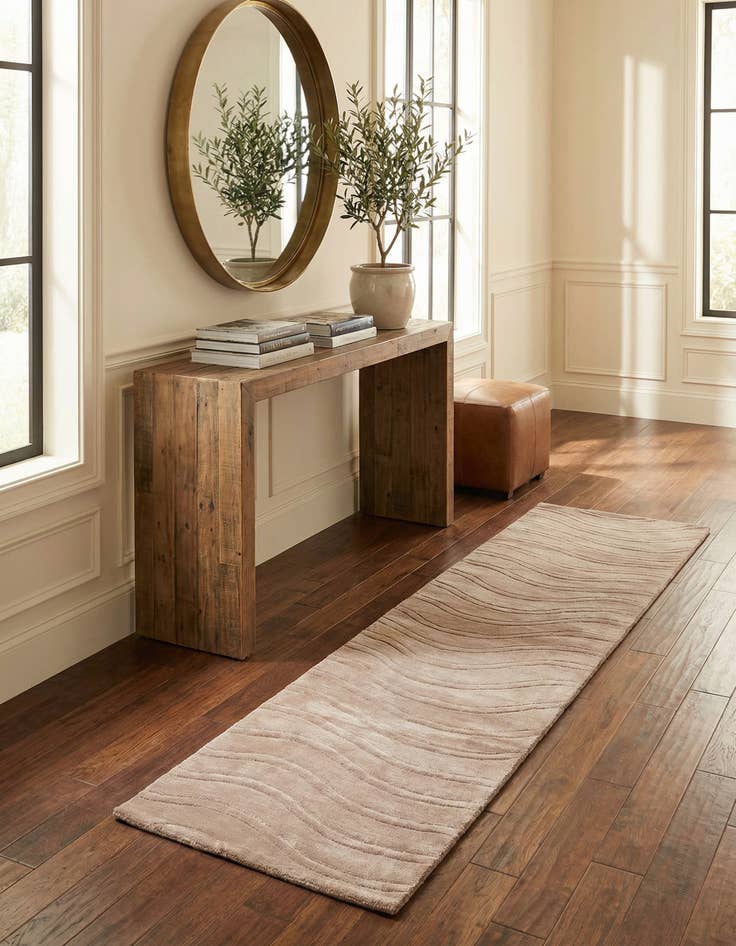 Detail image of 2' 7 x 9' 10  Hand Knotted Darya Wool Runner Rug