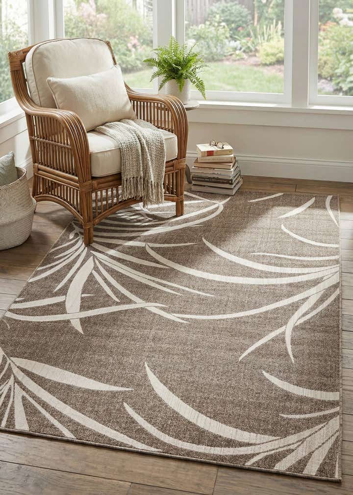 7' x 10' Easy-Clean Botanical Indoor / Outdoor Rug