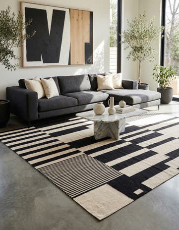 5' 2 x 6' 7 Hand Woven Kilim Modern Wool Rug