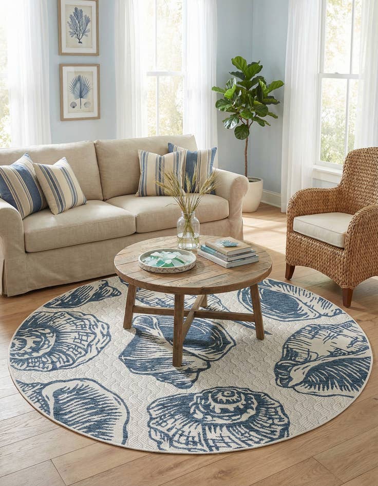 Detail image of 6' x 6'  Washable Coastal Indoor / Outdoor Round Rug