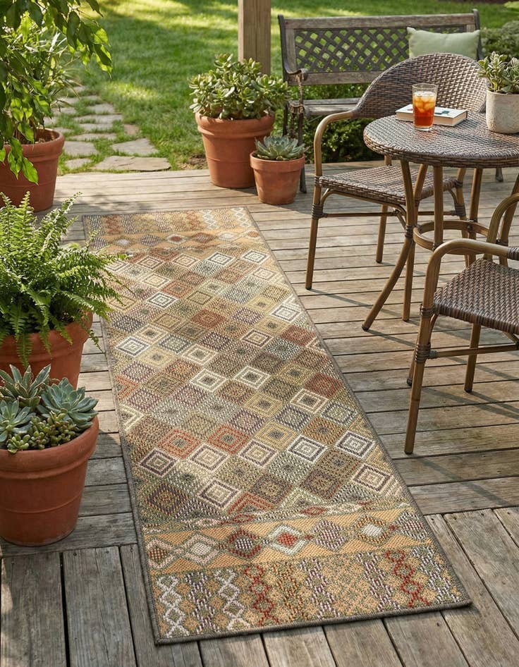 Detail image of 2' x 7' 10 Easy-Clean Baja Indoor / Outdoor Runner Rug