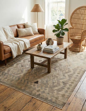 5' 3 x 6' 8 Hand Woven Kilim Maymana Wool Rug