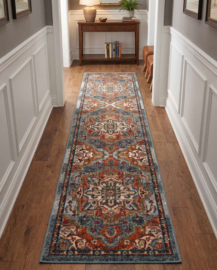 2' 7 x 10' Isabella Runner Rug