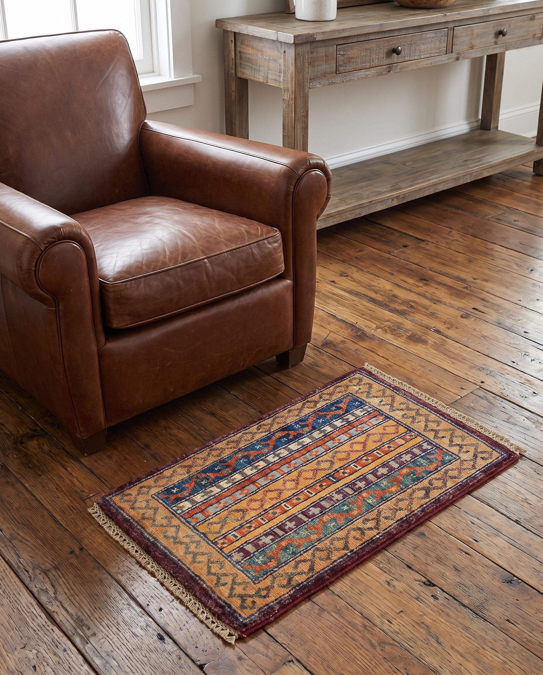 1' 4 x 2' Hand Knotted Ziegler Rug