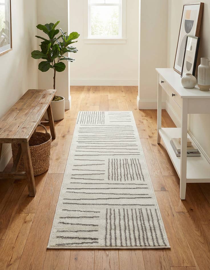 Detail image of 2' x 6' Hanahan Runner Rug