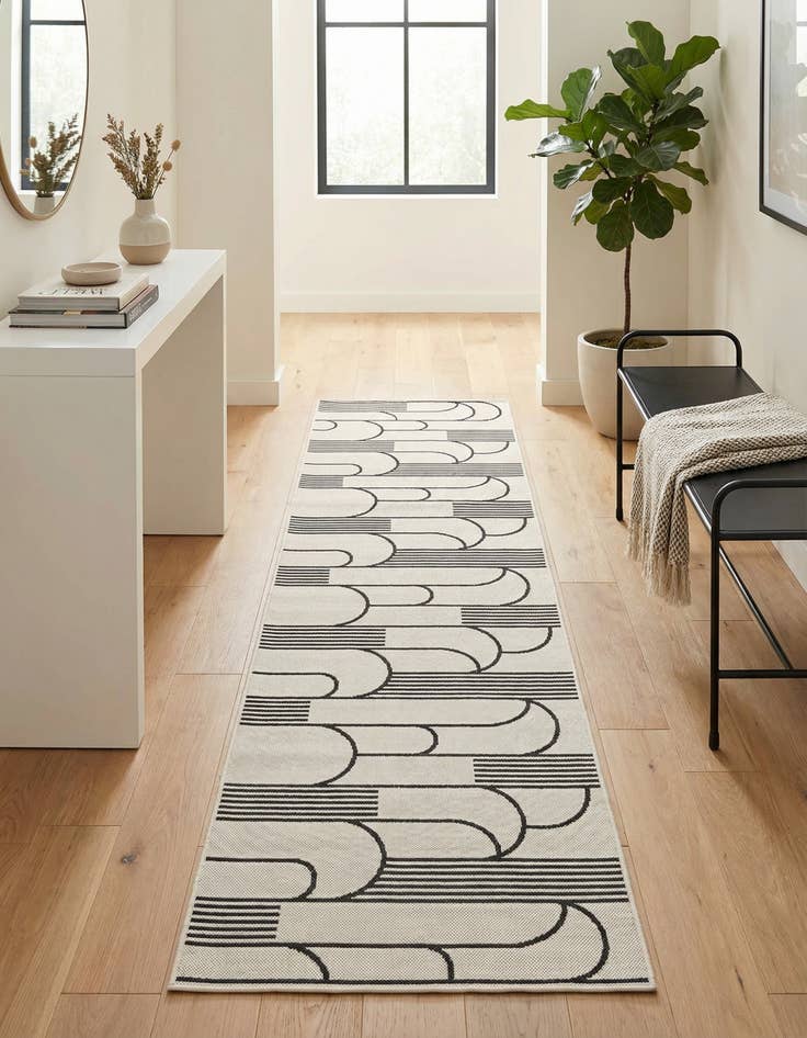 Detail image of 2' 7 x 12' Easy-Clean Modern Indoor / Outdoor Runner Rug