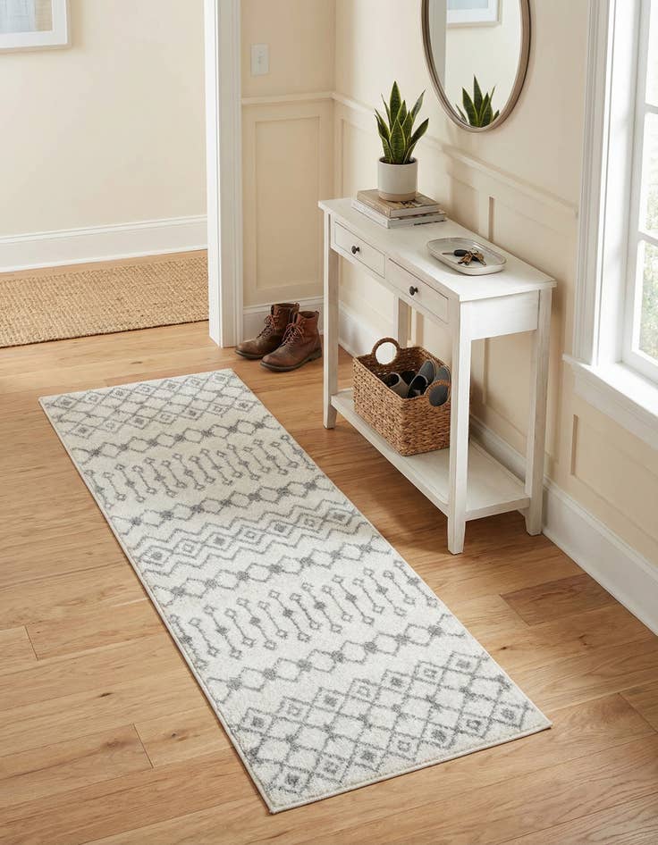 Detail image of 2' x 6' Moroccan Trellis Runner Rug