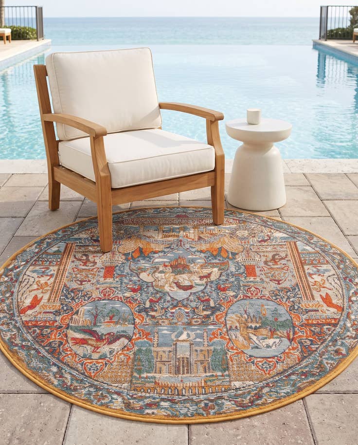 Detail image of 4' x 4' Easy-Clean Traditional Indoor / Outdoor Round Rug