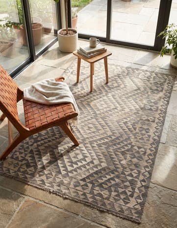 3' 11 x 6' 2 Hand Woven Kilim Maymana Wool Rug